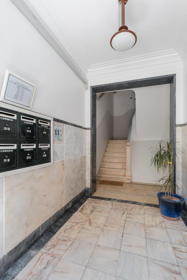 Casa Boma Lisboa - Charming And Spacious Apartment - Campolide II Luaran gambar